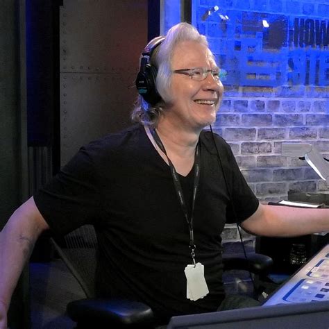 These Are The Wealthiest Staffers On The Howard Stern Show